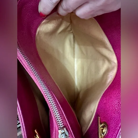 Chanel Raspberry Caviar Tote - Picture 6 of 14